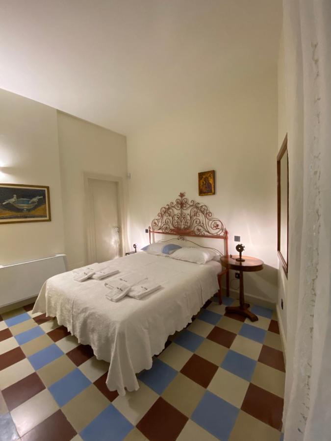 Palazzo Vecchio Cocumola Bed & Breakfast Exterior foto